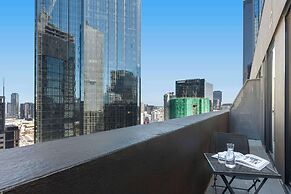 Oaks Melbourne on Collins Suites