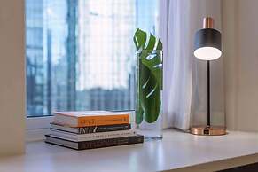 Oaks Melbourne on Collins Suites