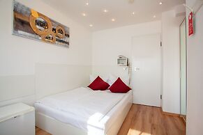 Relax Hotel & SPA Stuttgart