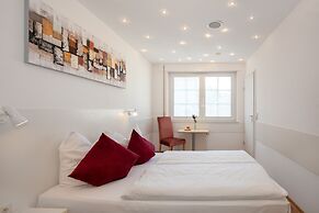 Relax Hotel & SPA Stuttgart