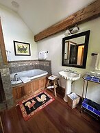 Goodstone Inn & Restaurant