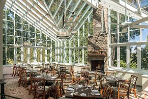 Goodstone Inn & Restaurant