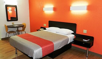 Motel 6 Oklahoma City, OK - Airport East