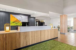 Spark by Hilton Port Wentworth Savannah