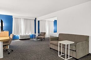 Spark by Hilton Port Wentworth Savannah