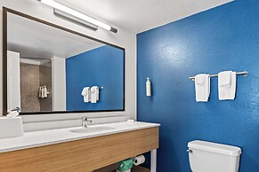 Spark by Hilton Port Wentworth Savannah