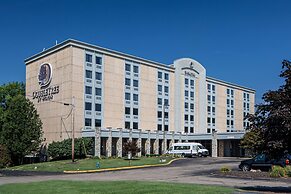 DoubleTree by Hilton Pittsburgh Airport