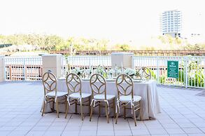 Hilton St. Petersburg Carillon Park