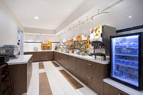 Holiday Inn Express Hotel & Suites Ft. Collins by IHG