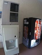 Shining Light Inn & Suites