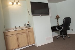 Tower 64 Motel & RV Park