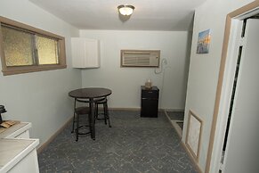 Tower 64 Motel & RV Park