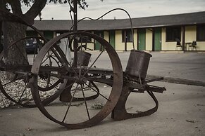 Tower 64 Motel & RV Park