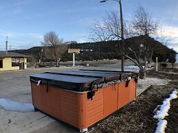 Tower 64 Motel & RV Park