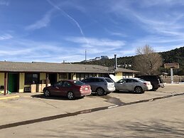 Tower 64 Motel & RV Park