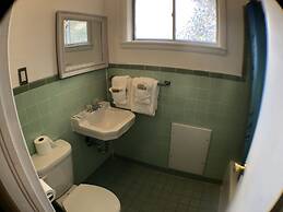 Tower 64 Motel & RV Park