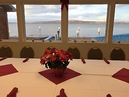 River Lodge And Grill