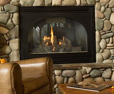 River Lodge And Grill