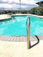 River Lodge And Grill