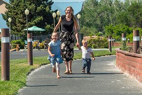 River Lodge And Grill