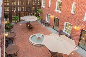 The George Washington Hotel, A Wyndham Grand Hotel