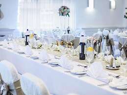Mercure Birmingham West Hotel
