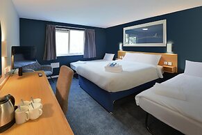 Travelodge Aberdeen Airport