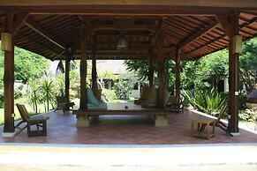 Vila Ombak Hotel