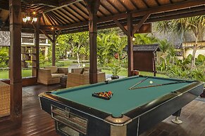 Vila Ombak Hotel