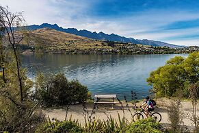 Oaks Queenstown Shores Resort
