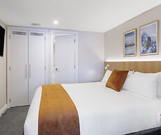 Oaks Queenstown Shores Resort