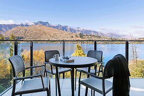 Oaks Queenstown Shores Resort