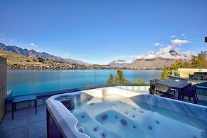 Oaks Queenstown Shores Resort