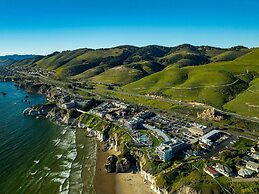 SeaCrest OceanFront Hotel