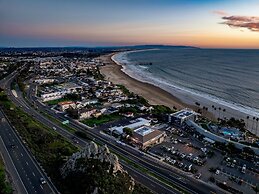 SeaCrest OceanFront Hotel