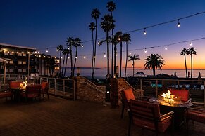SeaCrest OceanFront Hotel