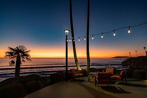 SeaCrest OceanFront Hotel