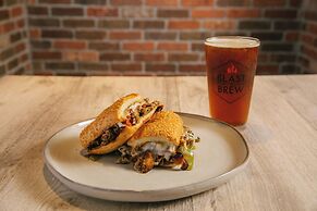 SeaCrest OceanFront Hotel