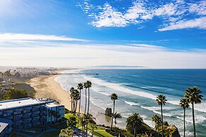 SeaCrest OceanFront Hotel