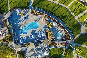 SeaCrest OceanFront Hotel