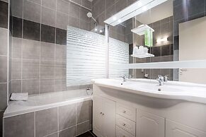 Best Western Hotel Ile de France Hotel & Spa