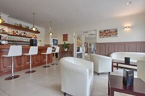 Best Western Hotel Ile de France Hotel & Spa