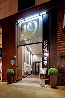 Olivia Plaza Hotel
