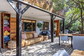 Hog Hollow Country Lodge