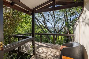 Hog Hollow Country Lodge