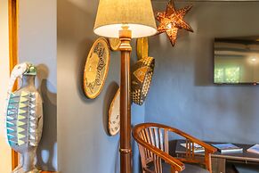 Hog Hollow Country Lodge