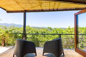 Hog Hollow Country Lodge