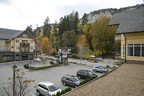 Summerland Waterfront Resort & Spa