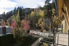 Summerland Waterfront Resort & Spa