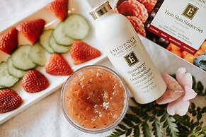 Summerland Waterfront Resort & Spa